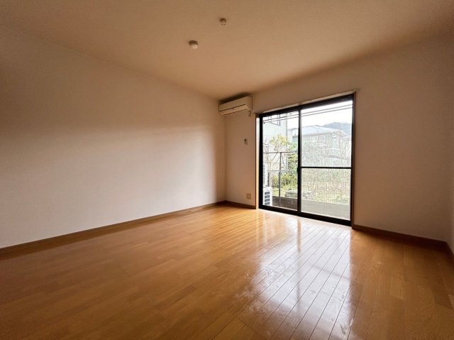 スパシーバ21の居間・リビング