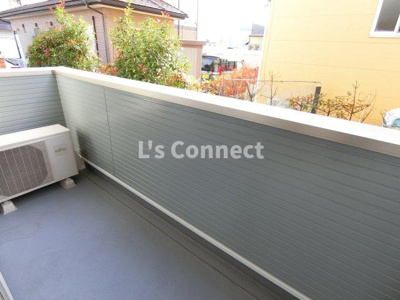 【バルコニー】 | カレント | 晴れた日には洗濯物もたくさん干せます。