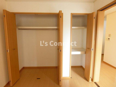 【収納】 | カレント | クローゼットでお荷物もすっきり収納。