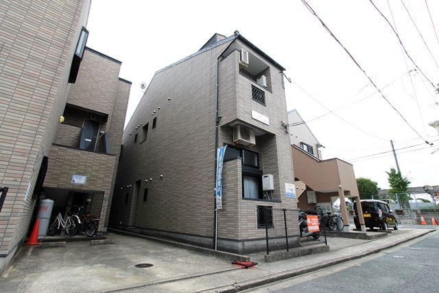 プレジール鳥飼