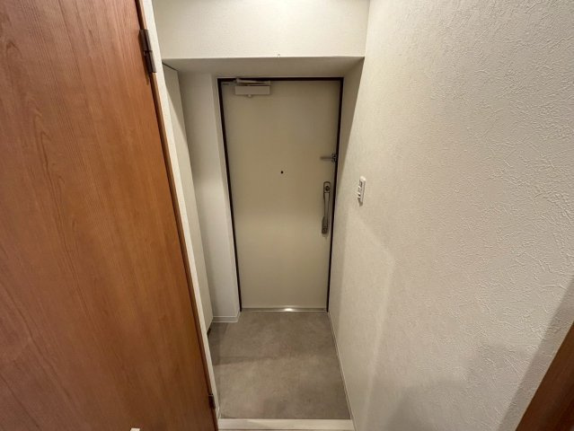 GROOVE豊中レジデンスの玄関