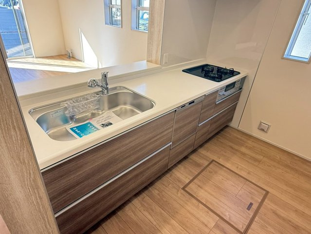 見晴らしの丘～川口・安行～11期　新築一戸建て　1号棟のキッチン|コンパクトなキッチンで掃除もラクラク