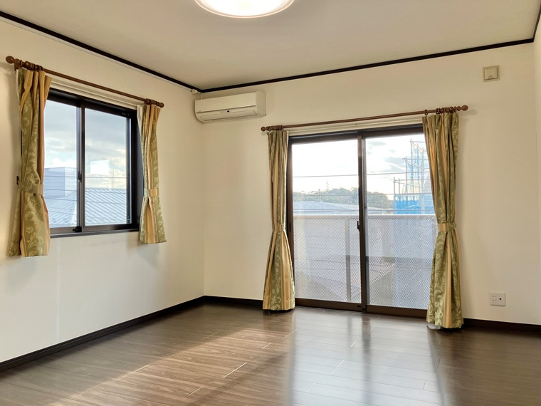 小坪戸建の内装