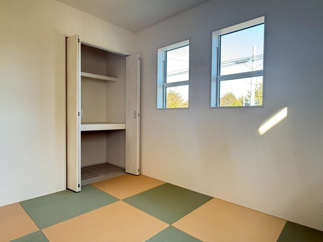 川口市安行領家　新築一戸建て　1号棟の和室|畳の上でゆっくりとくつろげる和室です