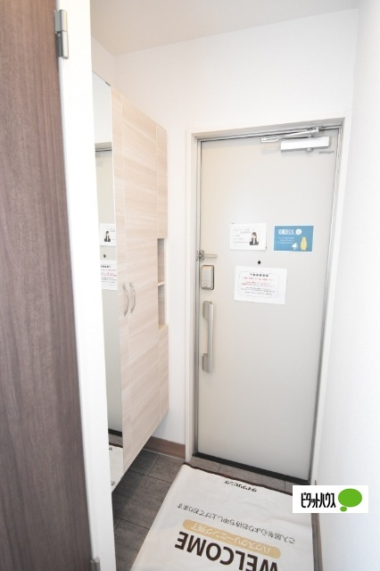 D-ROOM紅雲町Cの玄関|玄関