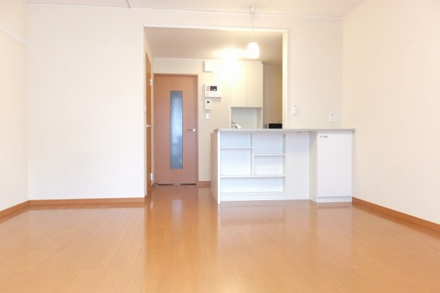 レオパレスエスポワールＨＩＲＯの居間・リビング