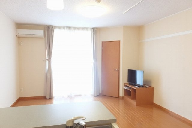 レオパレスエスポワールＨＩＲＯの寝室