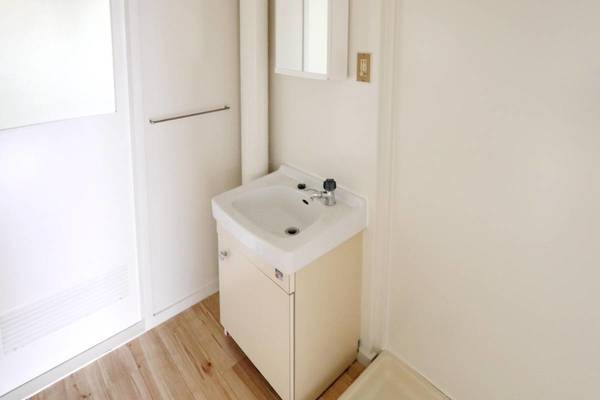 ビレッジハウス美原2号棟の洗面所|ビレッジハウスの同一物件・同一タイプの間取りの写真です