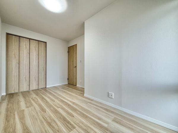 【その他】 | ヴィルメゾン上野芝 | 万代上野芝店まで約700ｍ！

