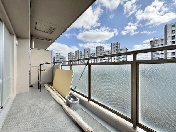 【その他】 | ヴィルメゾン上野芝 | ■毎週土・日・祝のご対応可能■
お忙しい方も、お仕事前やお仕事帰りなどお客様のご都合に合わせてご案内致します！キッズルーム・駐車場完備！