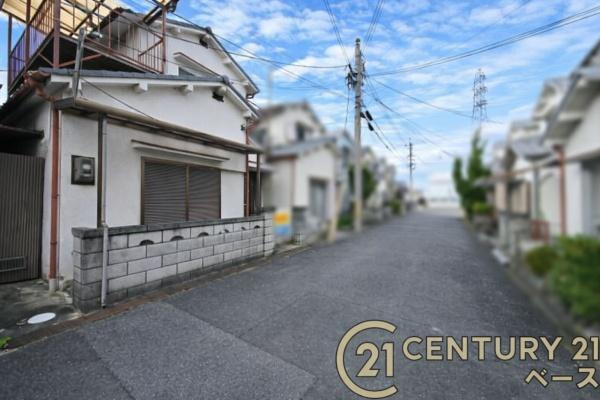 大和郡山市小林町　一戸建の前面道路含む現地写真|■現地撮影写真■コンビニが徒歩圏内に近接しています。