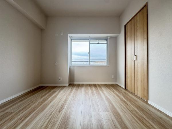 【洋室】 | アバンドーネ西神春日台3号棟