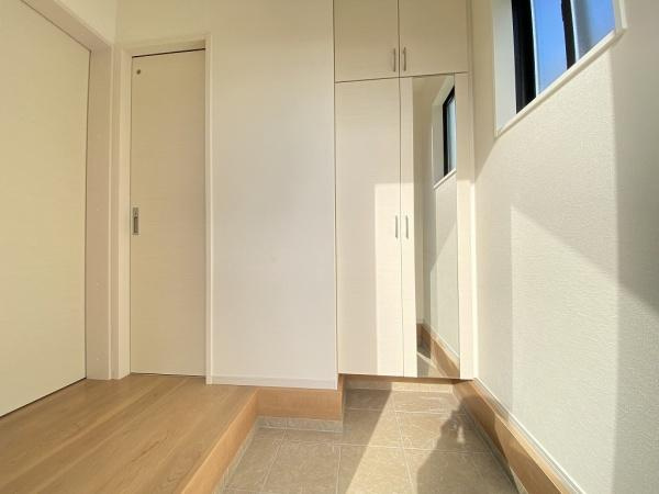 【玄関】 | 明石市朝霧山手町　1号棟　新築戸建