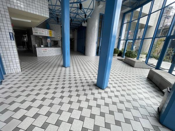 【エントランス】 | コスモシティ森林公園弐番館