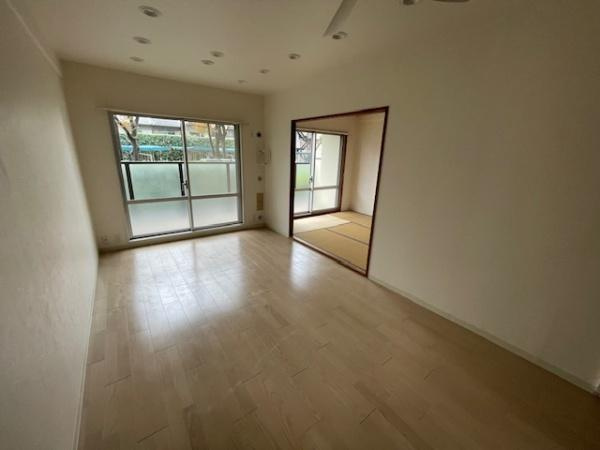 【居間・リビング】 | コスモシティ森林公園弐番館