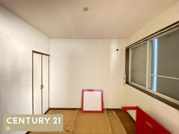 岩出市新田広芝　中古戸建の洋室