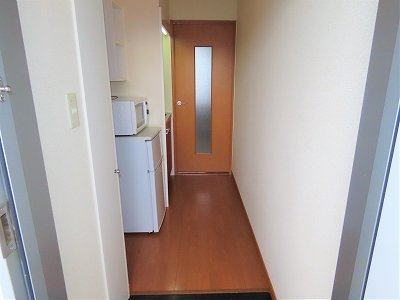レオパレス諏訪形の玄関|玄関からのアングルです