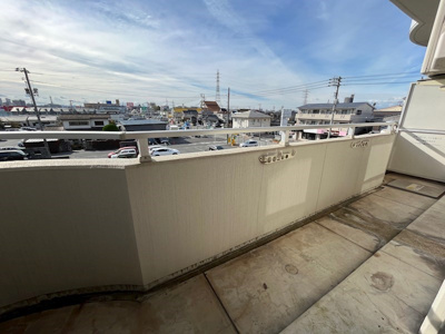 【バルコニー】 | プレジール奥田