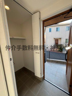 【玄関】 | 神戸市垂水区塩屋台1丁目　新築戸建　仲介手数料無料！ | 落ち着いた玄関です