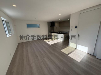 【居間・リビング】 | 神戸市垂水区塩屋台1丁目　新築戸建　仲介手数料無料！ | ゆったり過ごせるリビングです