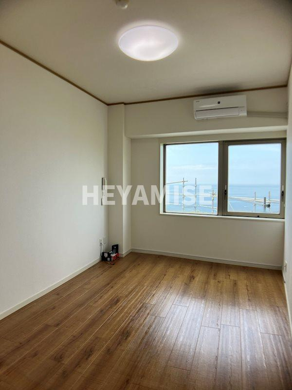 フロンティアTACHIBANAの内装