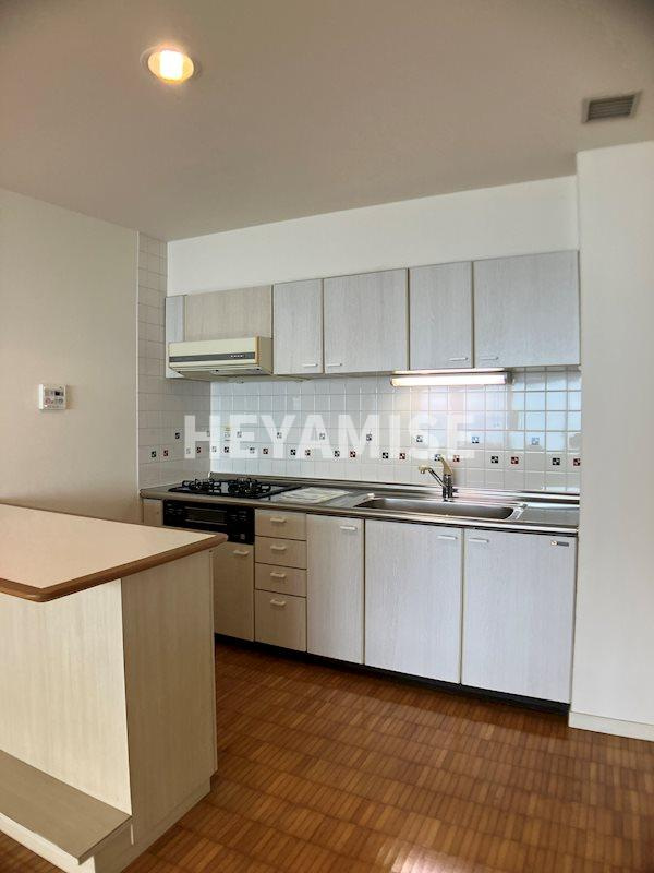 フロンティアTACHIBANAの内装