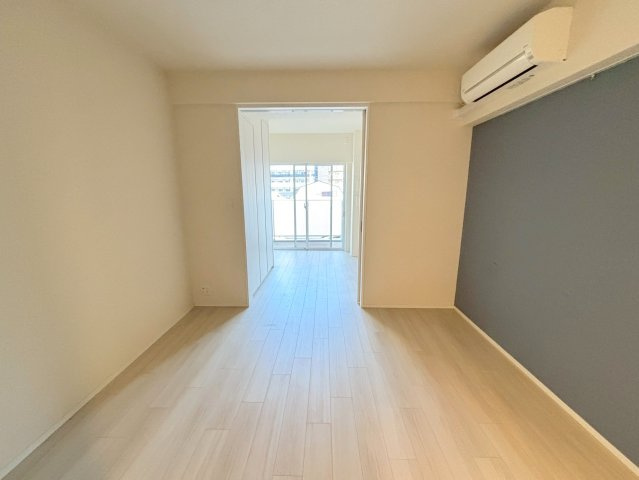 シティカレント新大阪の居間・リビング