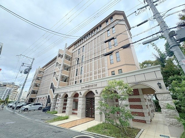 Luxe新大阪SOUTHの外観