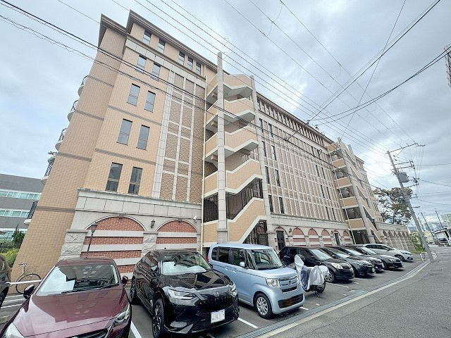 Luxe新大阪SOUTHの外観