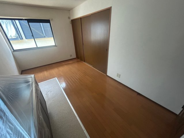 セジュール中田Ⅱの居間・リビング