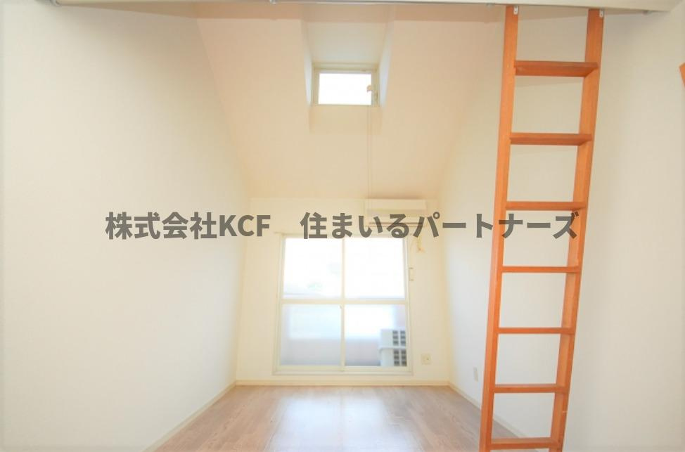 シャトレ隈Iの居間・リビング