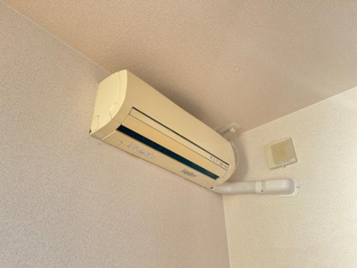 【設備】 | ジャルディニエールＢ | エアコン