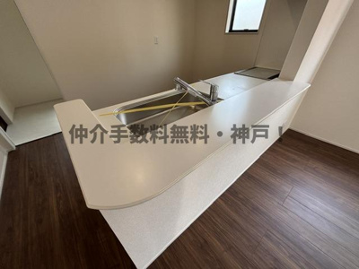 【キッチン】 | 神戸市垂水区名谷町　新築戸建3号棟　仲介手数料無料！ | キッチンです