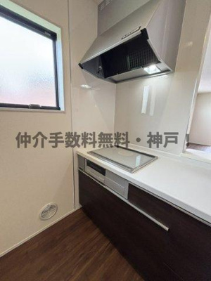【キッチン】 | 神戸市垂水区名谷町　新築戸建3号棟　仲介手数料無料！ | きれいなキッチンです