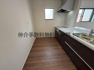 【キッチン】 | 神戸市垂水区名谷町　新築戸建3号棟　仲介手数料無料！ | お料理しやすいキッチンです