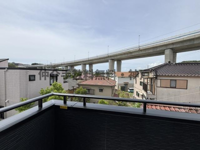 【バルコニー】 | 神戸市垂水区名谷町　新築戸建3号棟　仲介手数料無料！ | バルコニー付きです