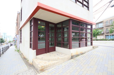 【エントランス】 | パウダービル