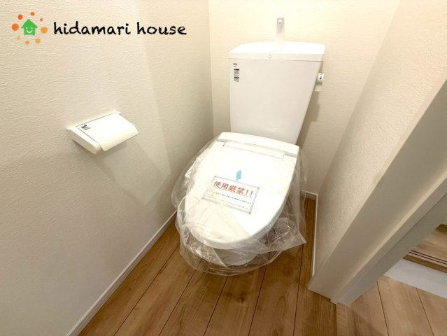 上尾市原市17期　新築戸建　KEIAIGRACE01のトイレ