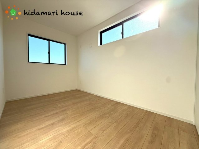 上尾市原市17期　新築戸建　KEIAIGRACE01の子供部屋|2階洋室：5.7帖