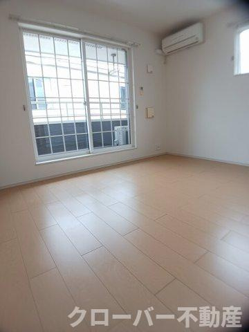 ルミエールの居間・リビング