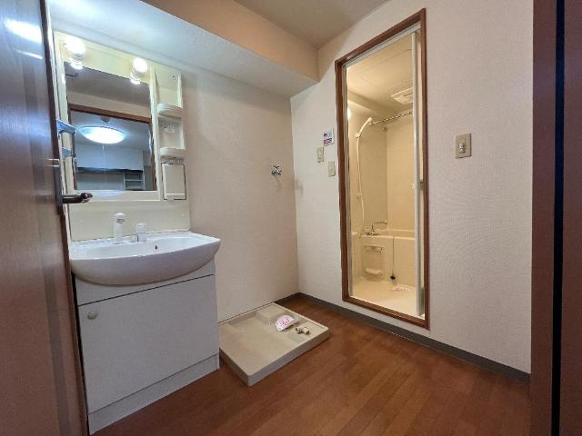 サンパレスの洗面所|洗髪洗面化粧台