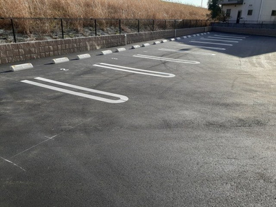 【駐車場】 | アムール鴨川