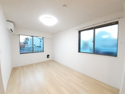 【居間・リビング】 | アムール鴨川