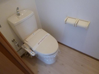 【トイレ】 | クローバーハウスＢ | シャワー付きトイレ