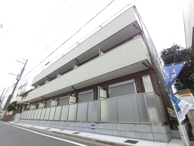 グランダ千葉の外観