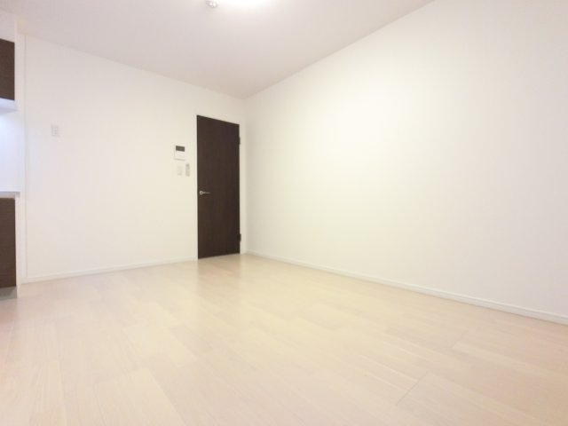 グランダ千葉の居間・リビング