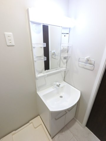 グランダ千葉の独立洗面台