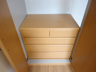 【その他】 | クローバーハウスＢ | チェスト