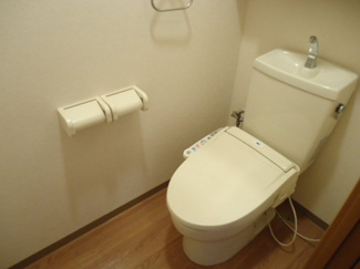 【トイレ】 | クローバーハウスＢ | シャワー付きトイレ