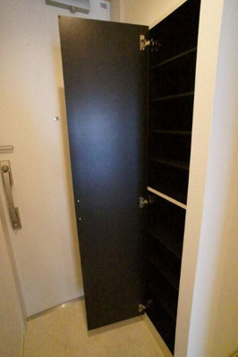 【玄関】 | リブリ・草柳